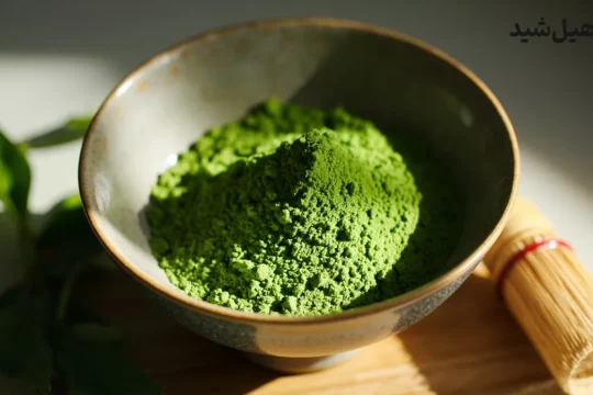 پودر چای ماچا سبز، همزن چوبی چاسن و کاسه سنتی ژاپنی